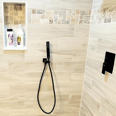Modern Two Bedroom Home Лейкленд Екстериор снимка